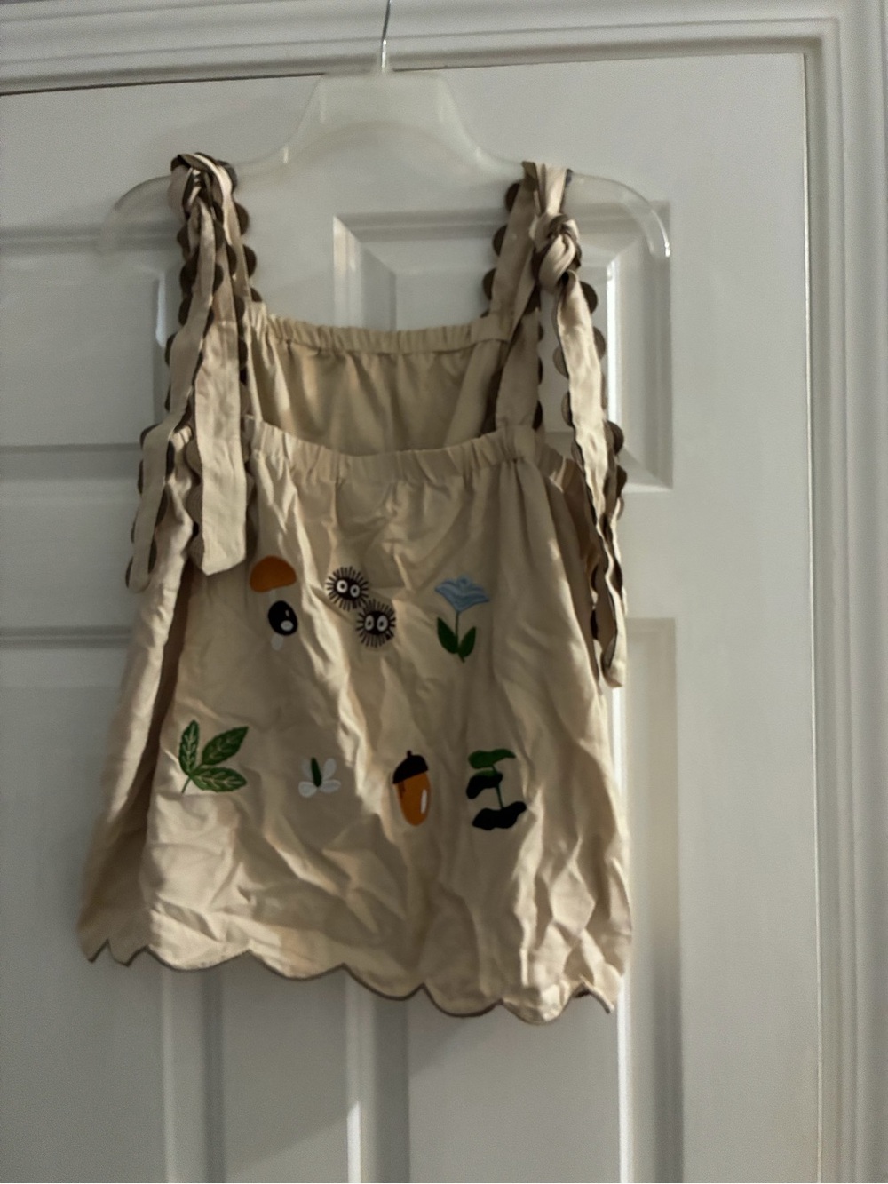 Totoro Beige Embroidered Scallop-Edge Tie-Strap Camisole